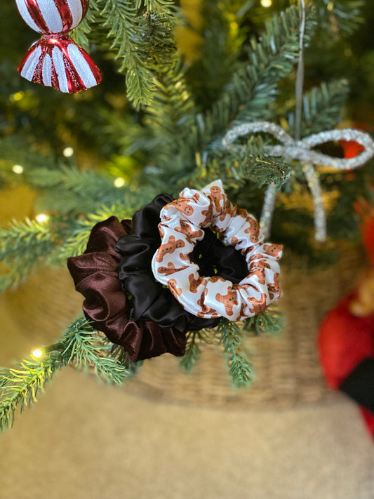 Gingerbread Mini Scrunchie Ornament Set